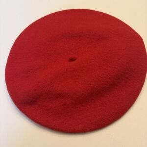 NWT Vintage Beret Basque 100% Wool Vintage Red Czechoslovakia De Luxe RN 58584